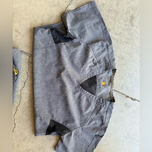 2 complete sets Carhartt Gray and Black carhartt scrubs size small